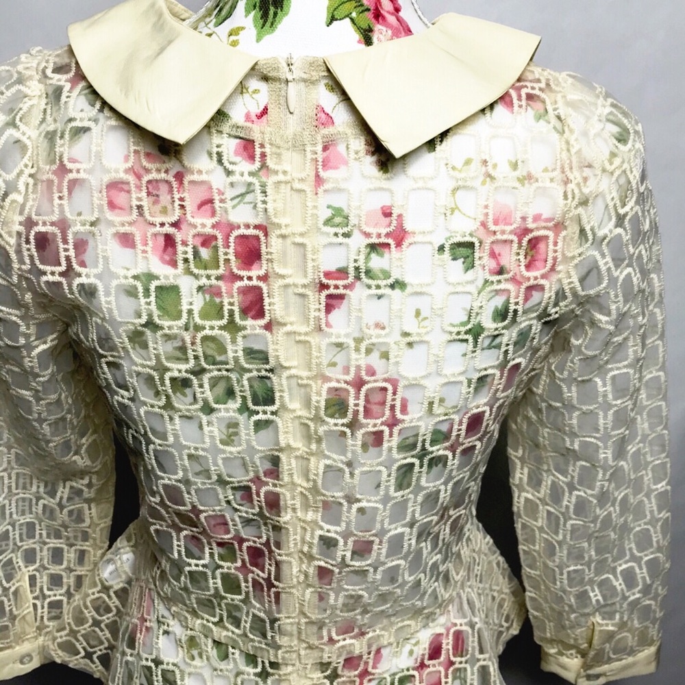 LACE TOP - Picture 5 of 5